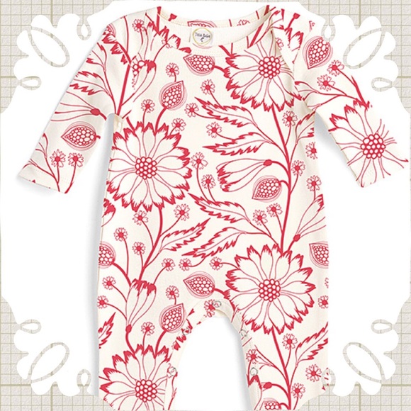 ▪️Red Floral Newborn Playsuit - Picture 1 of 3